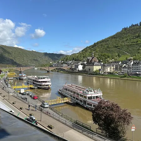 Attic With Mosel River View - 3rd Floor * コッヘム
