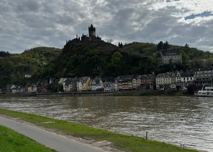 Apartamento Mosel River View Attic - Up To 3 Guests , 3rd Floor